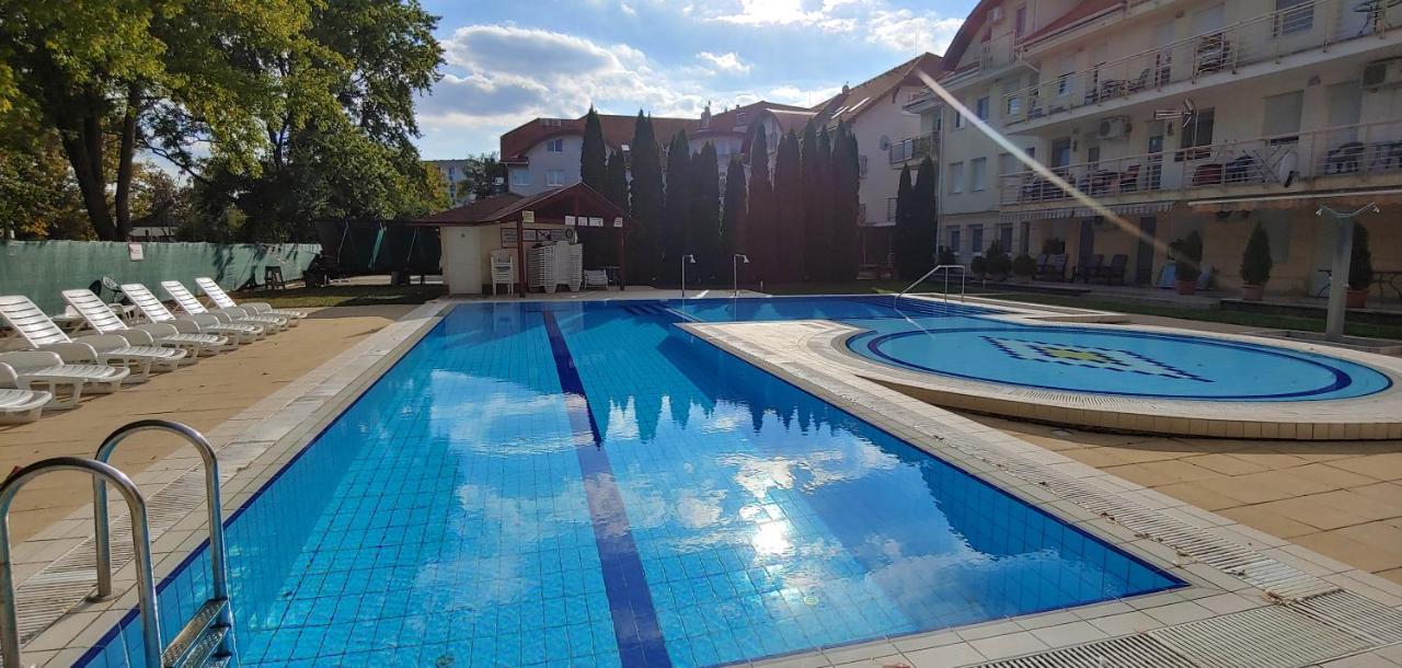 Panoráma Lux Wellness apartman Hajdúszoboszló Kültér fotó