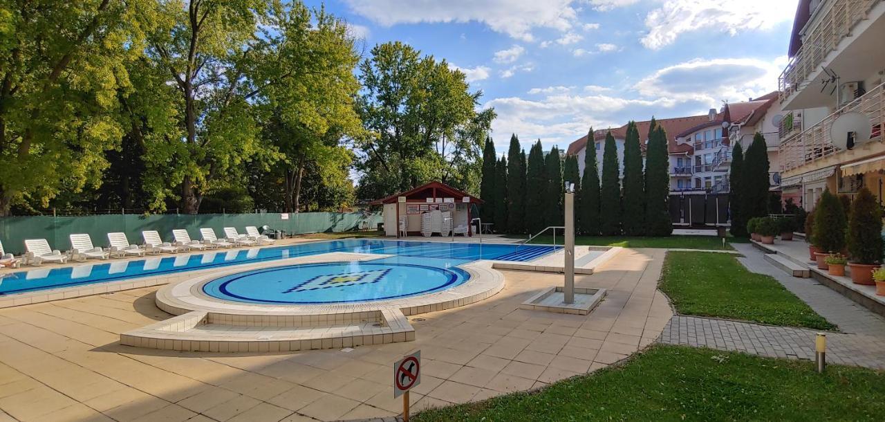 Panoráma Lux Wellness apartman Hajdúszoboszló Kültér fotó